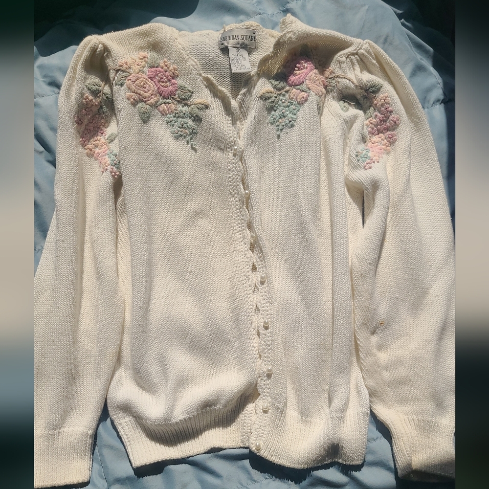 80s vintage cottagecore embroidered cardigan